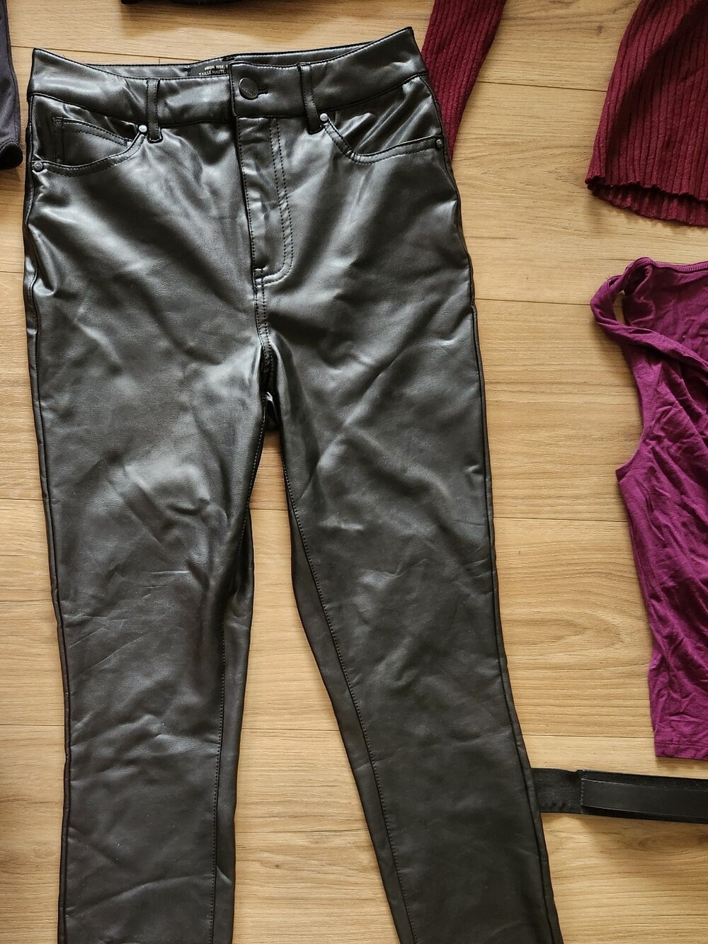 All Items Included (8) - Picture 2 of 13